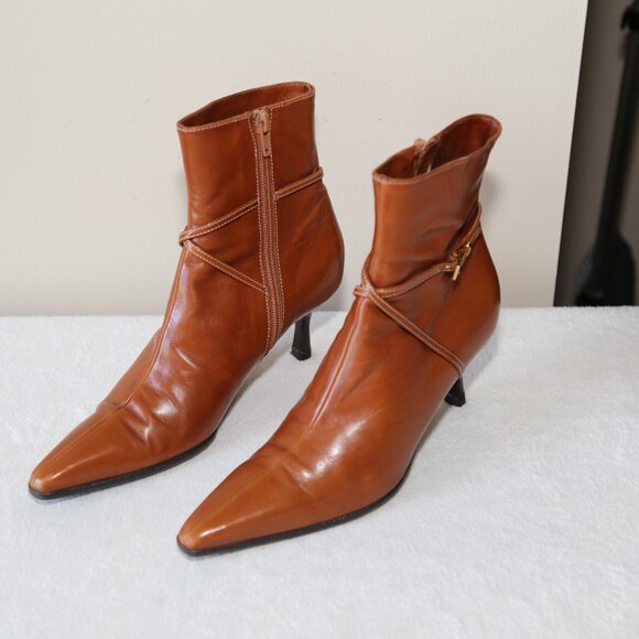 Gorgeous Ballin made in Italy brown buttery leather ankle boots pointed toes 36 - Picture 1 of 9